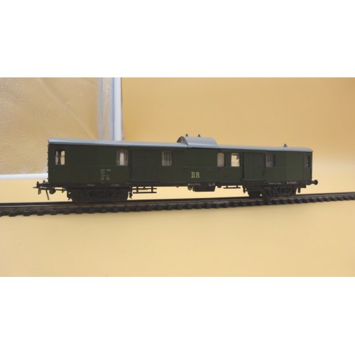Schnellzug-Wagen Gepaeck